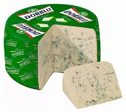 Сыр с голубой плесенью т.м."ДОРБЛЮ", 50%, 2,5кг, Россия